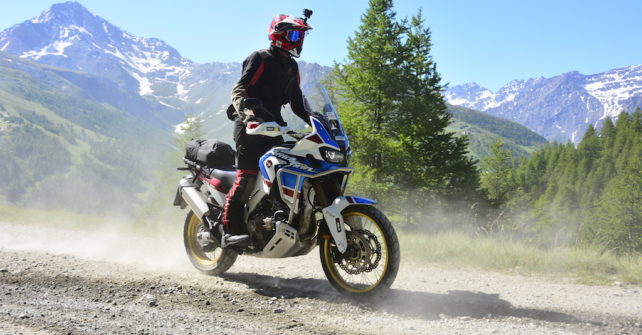 SESTRIERE: UN CENTINAIO DI PROTAGONISTI PER “IN MOTO OLTRE LE NUVOLE”